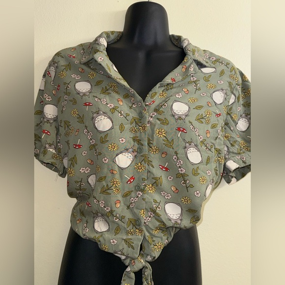 Her Universe Tops - Her Universe Totoro Graphic Shirt